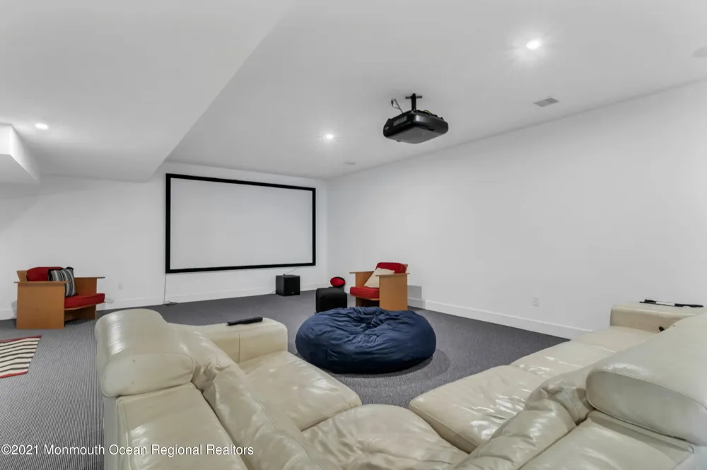 27 Tuttle Avenue Spring Lake, NJ 07762