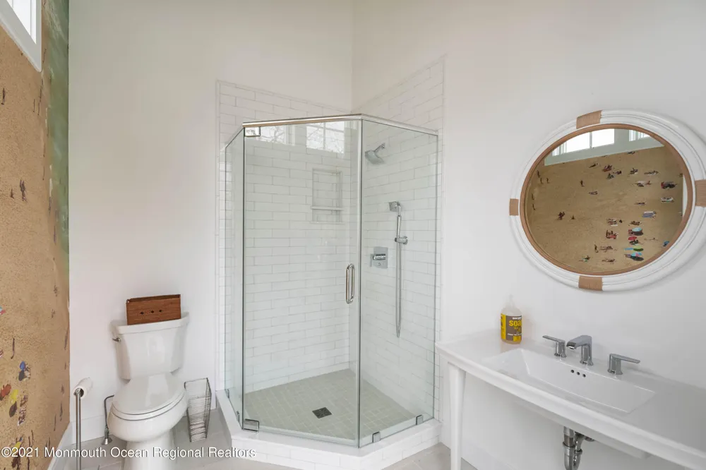 27 Tuttle Avenue Spring Lake, NJ 07762