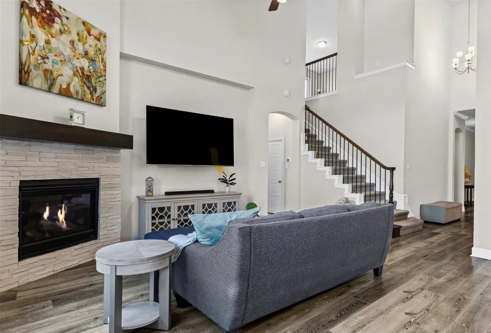 2617 High Bluff Drive Mansfield, TX 76063