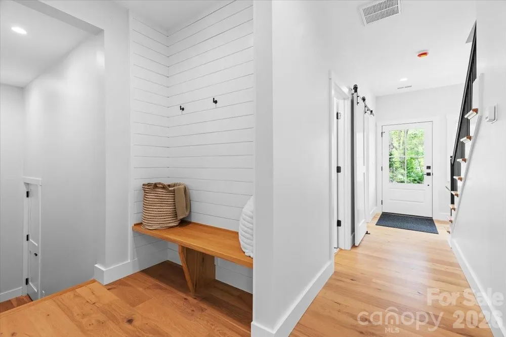 8 Wildwood Park Knoll Weaverville, NC 28787