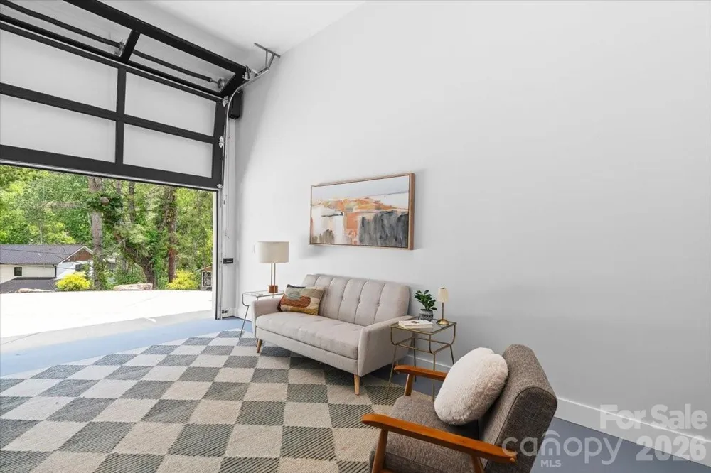8 Wildwood Park Knoll Weaverville, NC 28787
