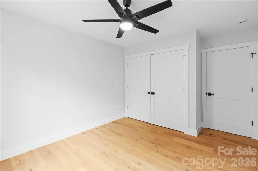 8 Wildwood Park Knoll Weaverville, NC 28787
