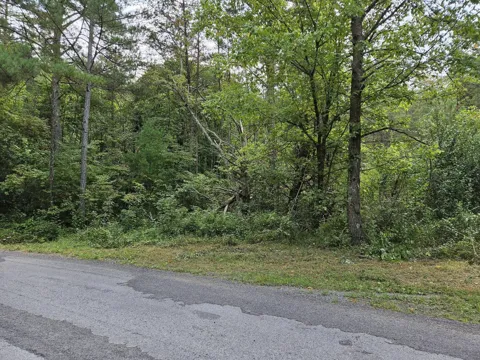 32 Belaire Drive