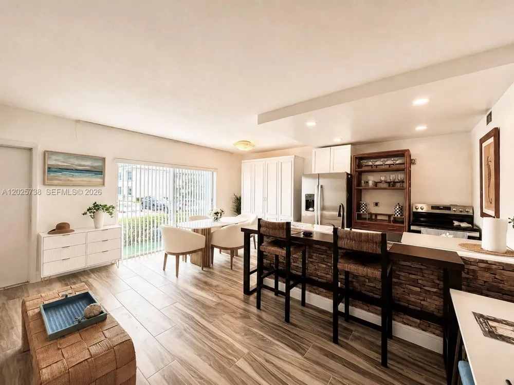 4201 S Ocean Blvd #J2 South Palm Beach, FL 33480