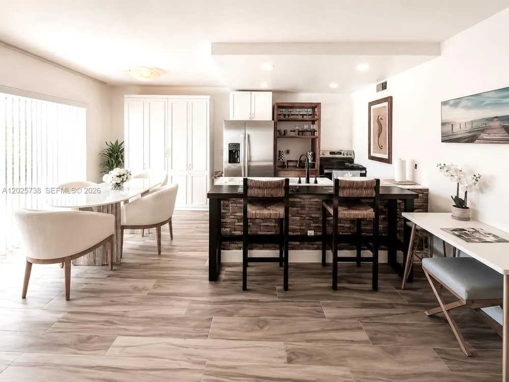 4201 S Ocean Blvd #J2 South Palm Beach, FL 33480