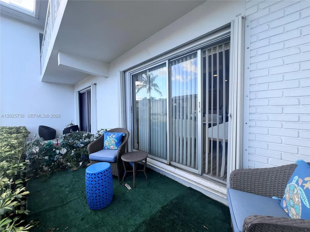 4201 S Ocean Blvd #J2 South Palm Beach, FL 33480