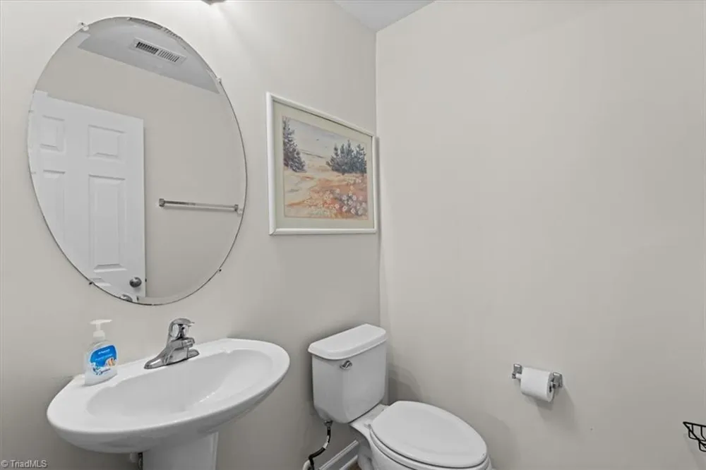 3033 Renaissance Parkway Jamestown, NC 27282