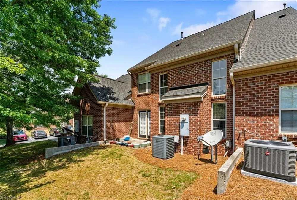 3033 Renaissance Parkway Jamestown, NC 27282