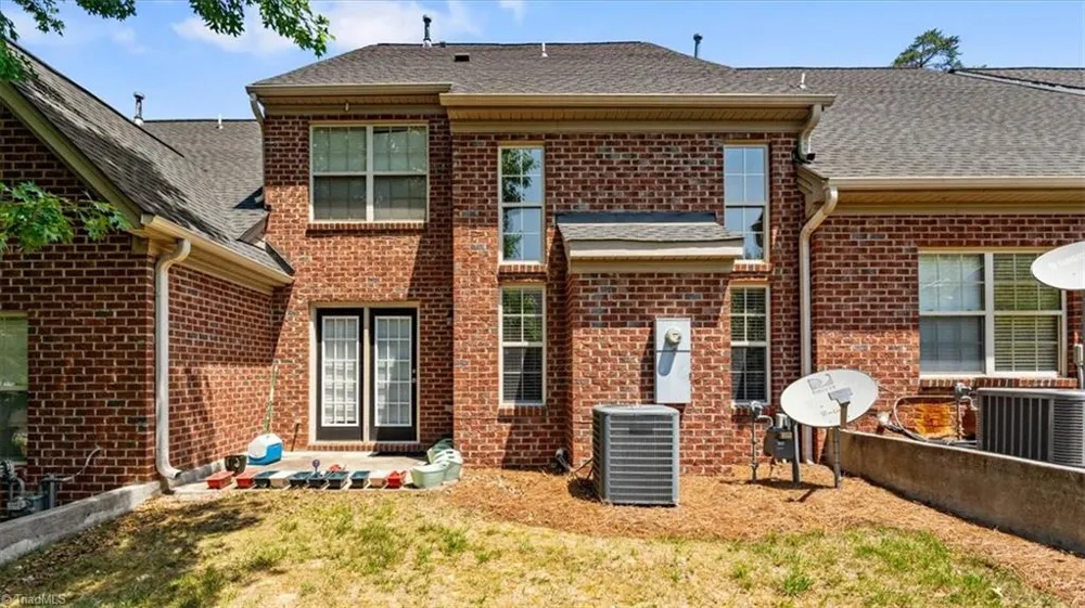 3033 Renaissance Parkway Jamestown, NC 27282