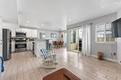 207 Elkwood Avenue #1