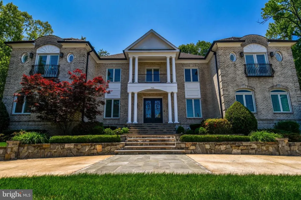 7808 SOUTHDOWN ROAD Alexandria, VA 22308