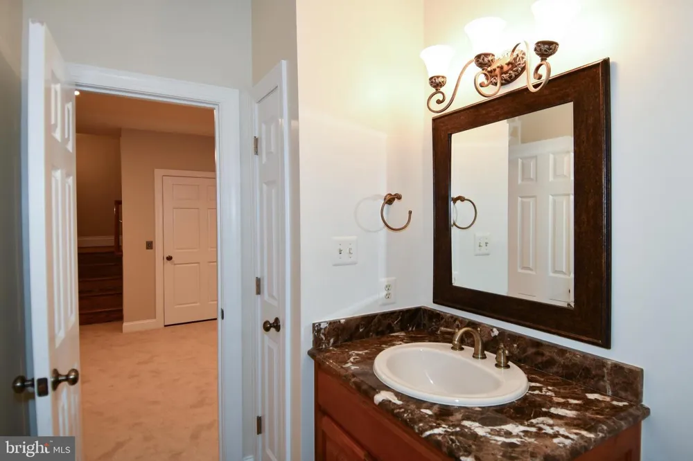 7808 SOUTHDOWN ROAD Alexandria, VA 22308