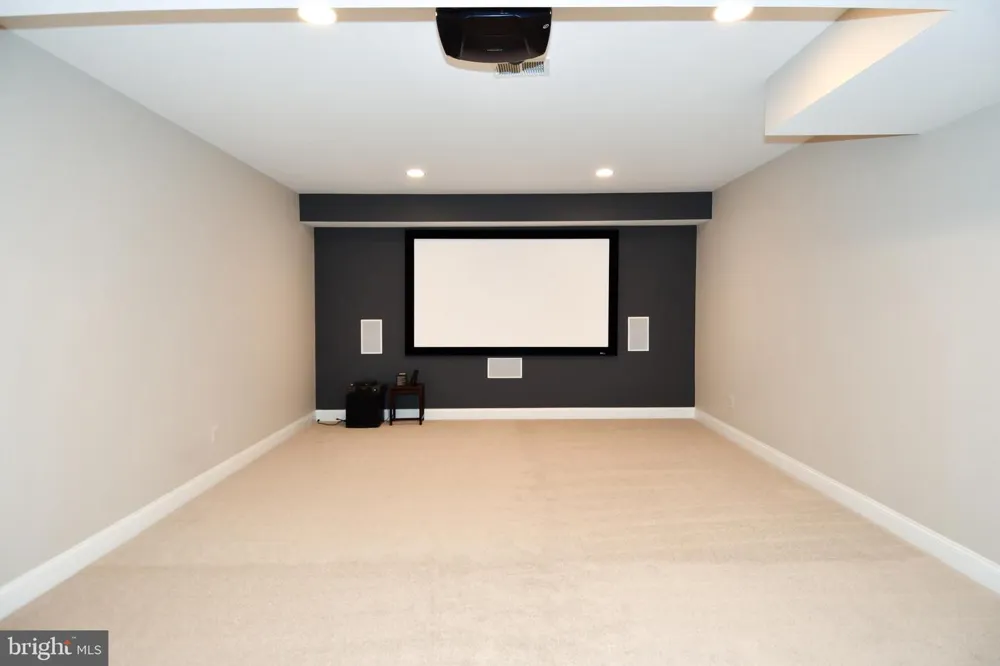 7808 SOUTHDOWN ROAD Alexandria, VA 22308