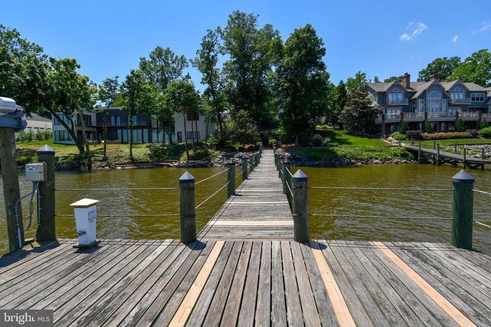 7808 SOUTHDOWN ROAD Alexandria, VA 22308