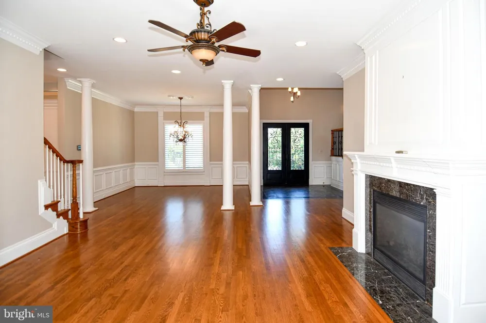 7808 SOUTHDOWN ROAD Alexandria, VA 22308