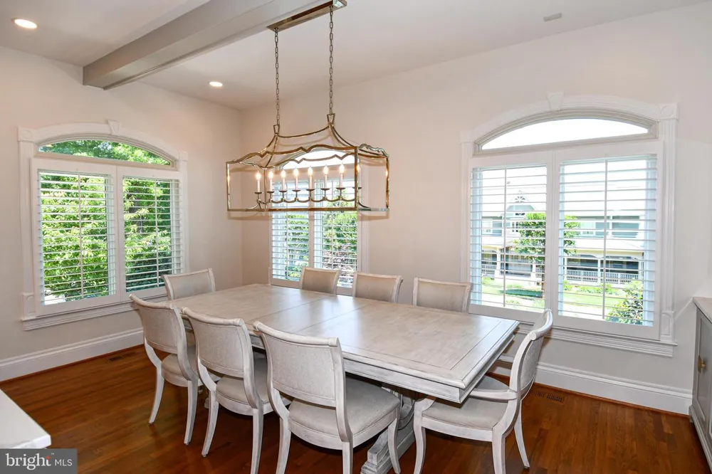 7808 SOUTHDOWN ROAD Alexandria, VA 22308
