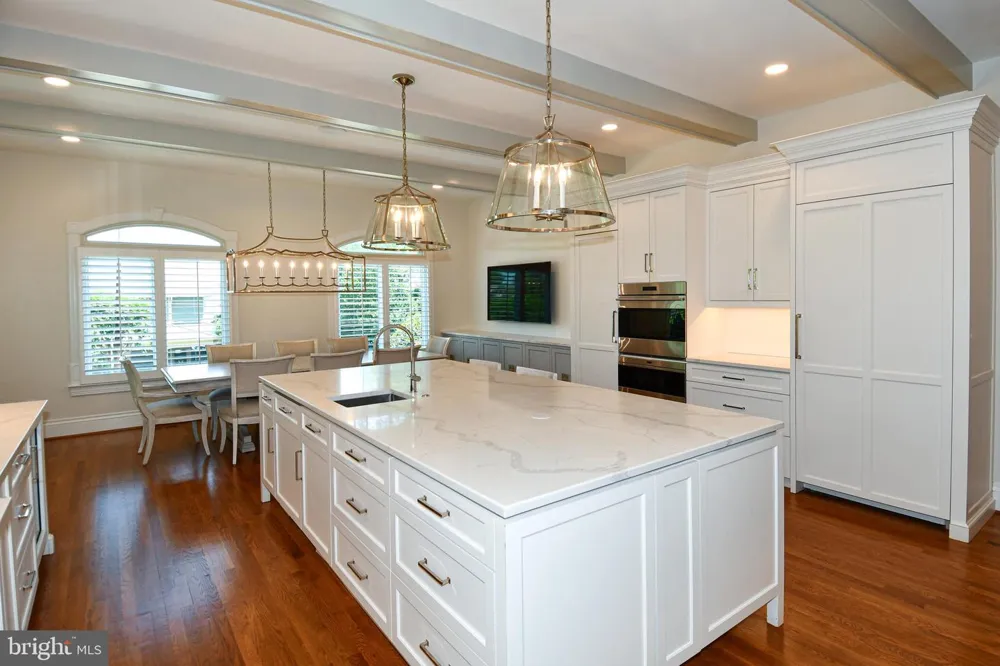 7808 SOUTHDOWN ROAD Alexandria, VA 22308