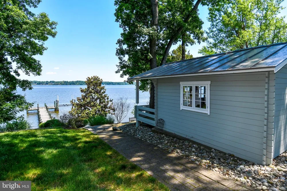 7808 SOUTHDOWN ROAD Alexandria, VA 22308