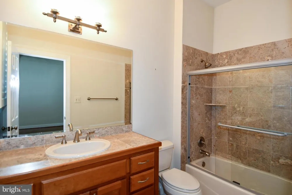 7808 SOUTHDOWN ROAD Alexandria, VA 22308