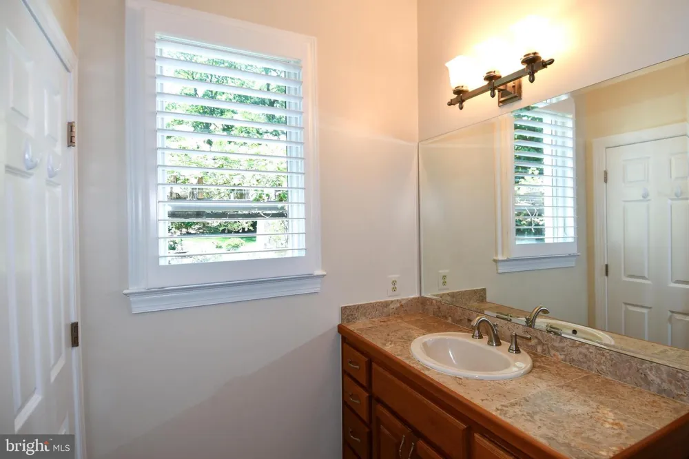 7808 SOUTHDOWN ROAD Alexandria, VA 22308