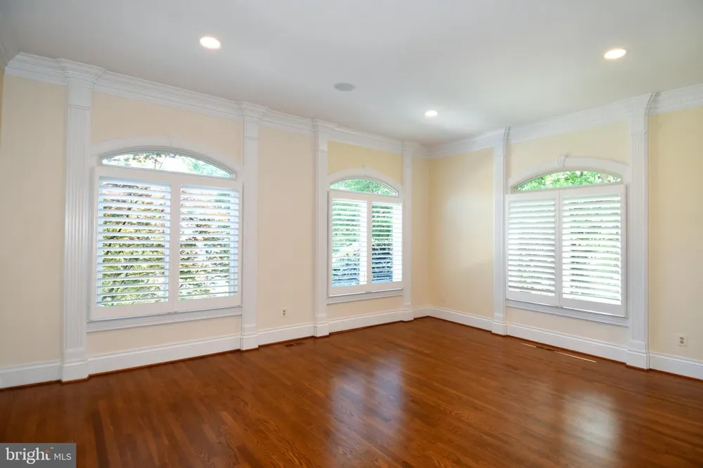 7808 SOUTHDOWN ROAD Alexandria, VA 22308