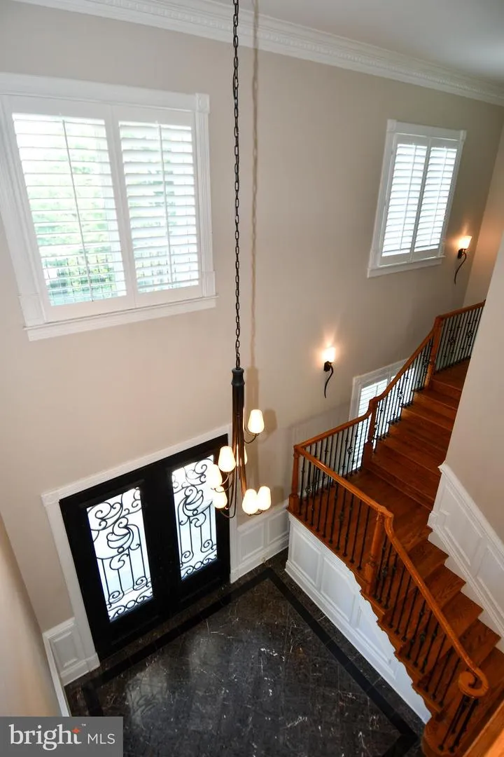 7808 SOUTHDOWN ROAD Alexandria, VA 22308