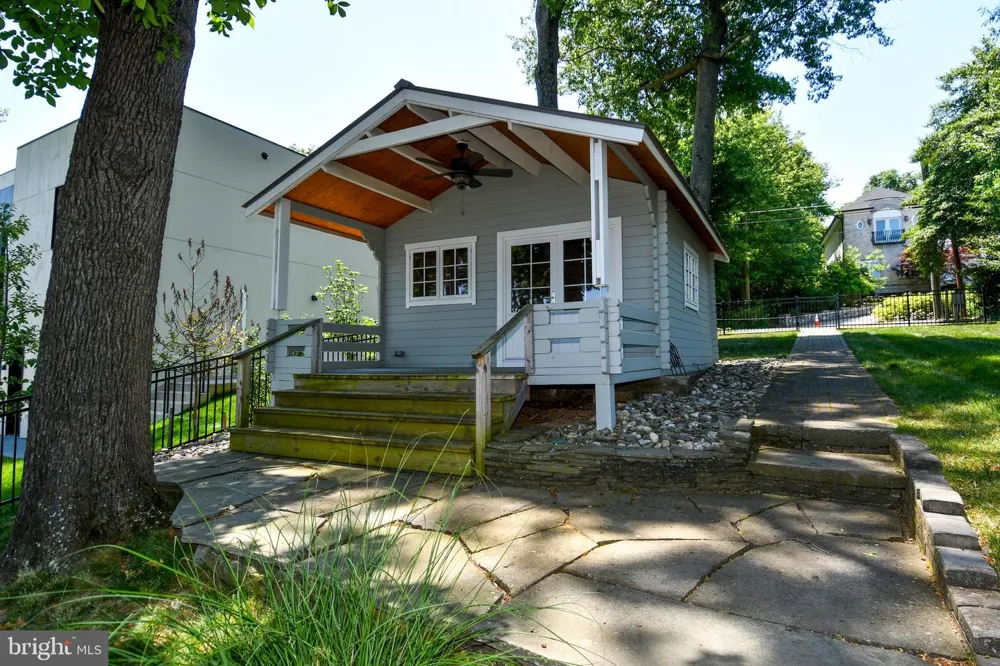 7808 SOUTHDOWN ROAD Alexandria, VA 22308
