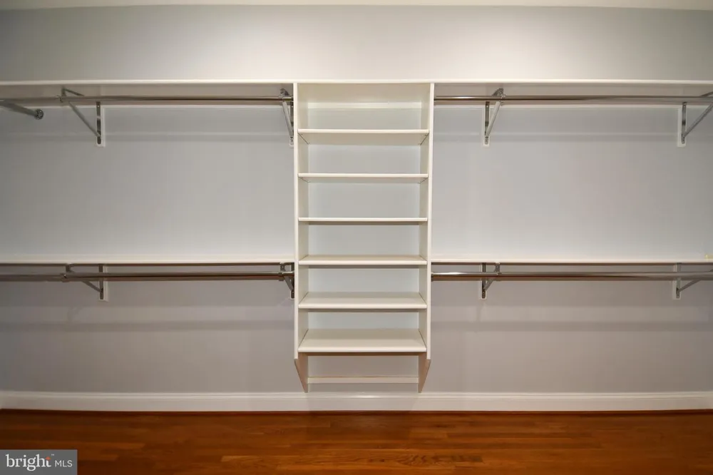 7808 SOUTHDOWN ROAD Alexandria, VA 22308