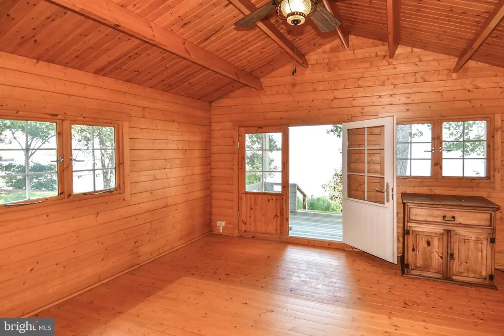 7808 SOUTHDOWN ROAD Alexandria, VA 22308