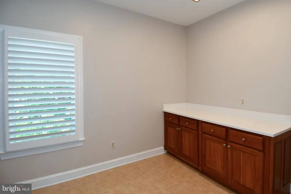 7808 SOUTHDOWN ROAD Alexandria, VA 22308