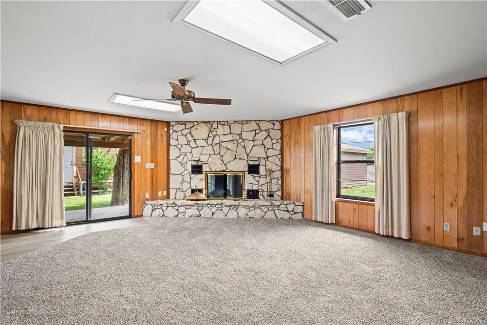 1333 Rose Drive Alice, TX 78332