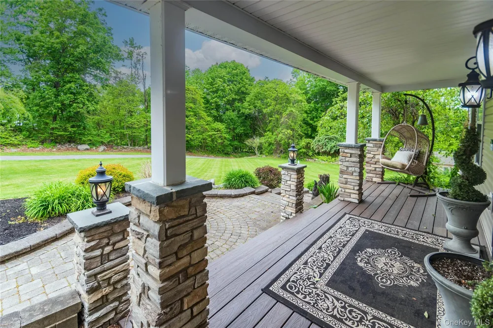 1 Starlight Path Wallkill, NY 12589
