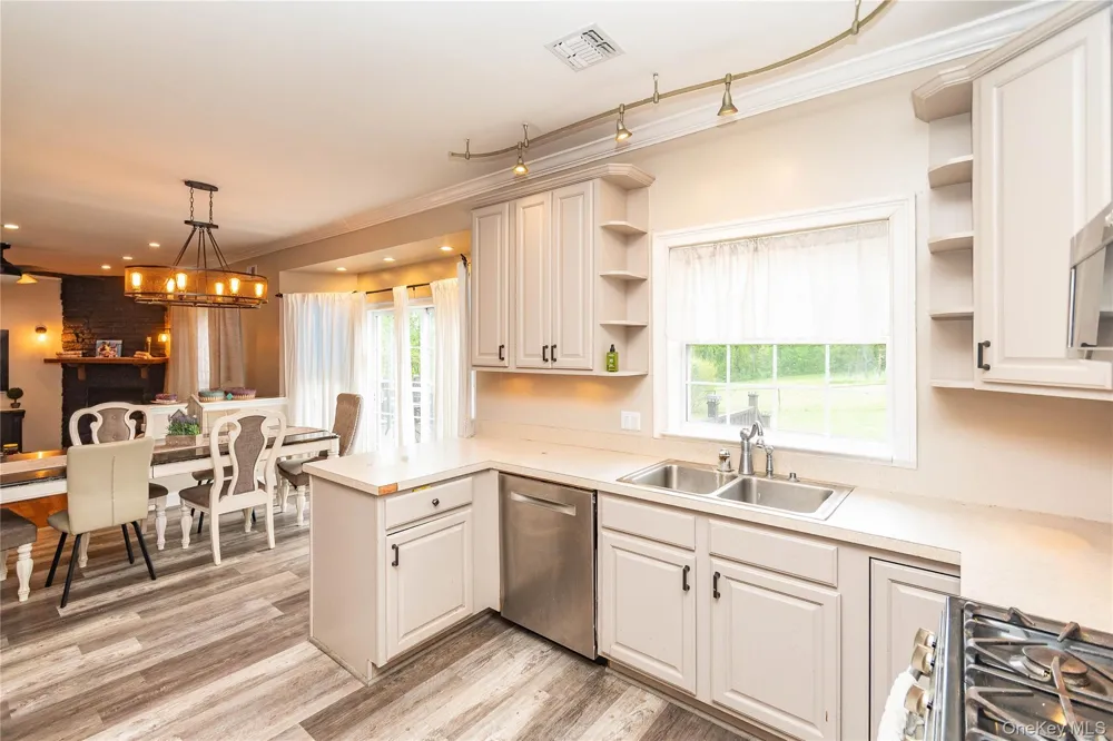 1 Starlight Path Wallkill, NY 12589