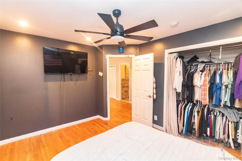 1 Starlight Path Wallkill, NY 12589