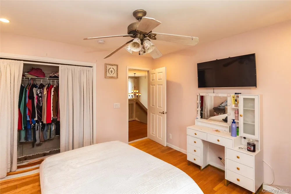 1 Starlight Path Wallkill, NY 12589