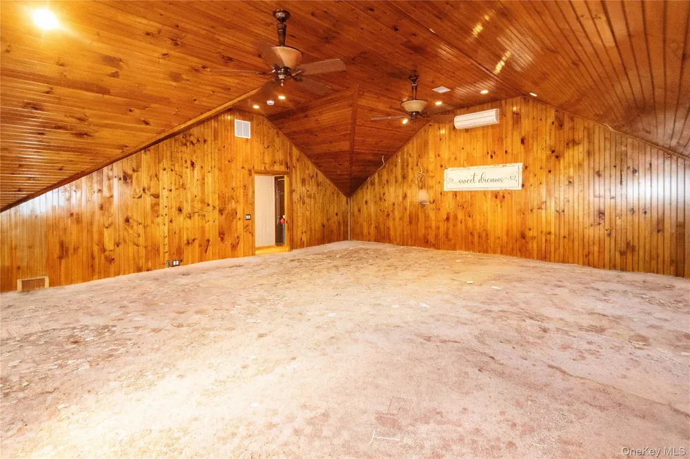 1 Starlight Path Wallkill, NY 12589