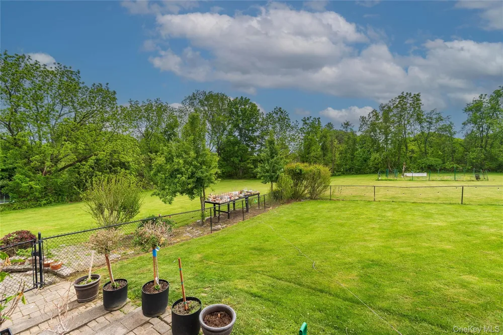 1 Starlight Path Wallkill, NY 12589