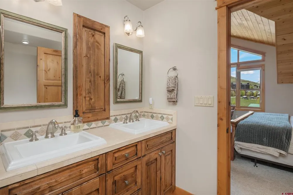 9 Hunter Hill Road #401 Crested Butte, CO 81225