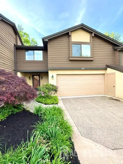 165 Sayre Drive