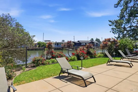 318 Larkspur Plaza Drive
