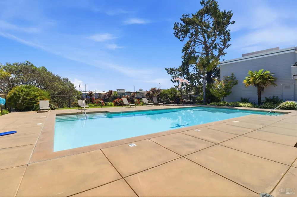 318 Larkspur Plaza Drive Larkspur, CA 94939