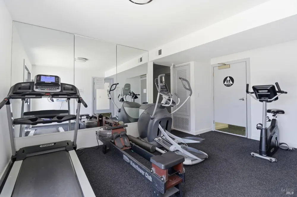 318 Larkspur Plaza Drive Larkspur, CA 94939