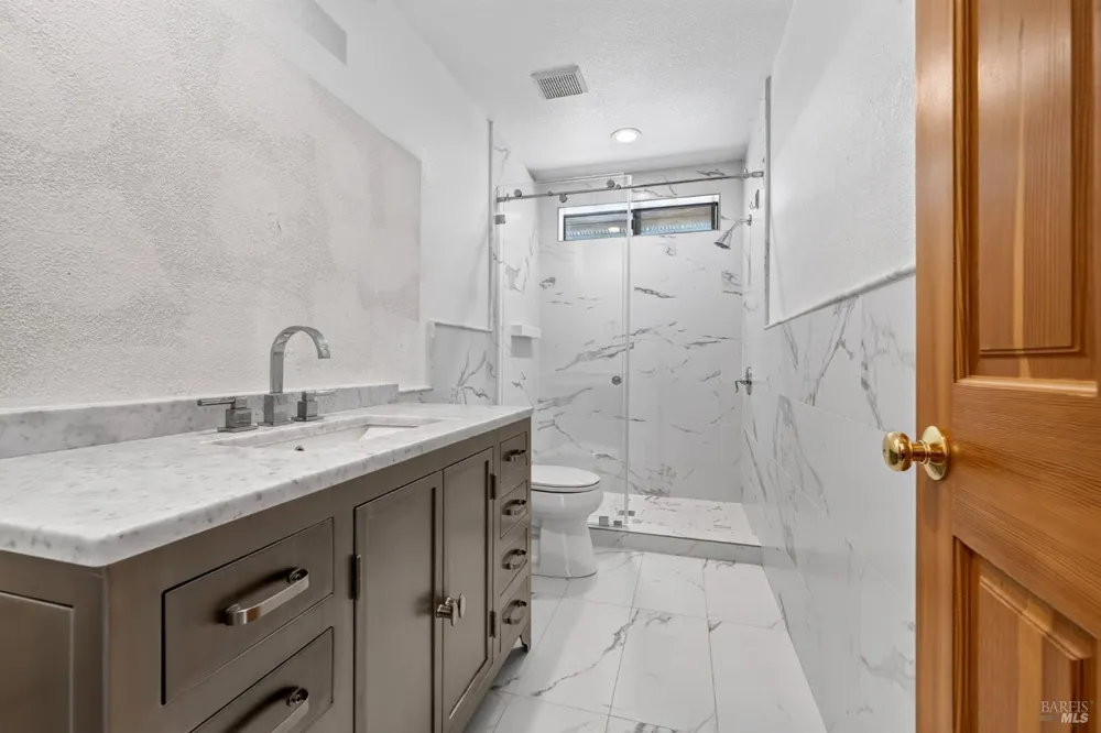 7490 Walnut Lane Lower Lake, CA 95457