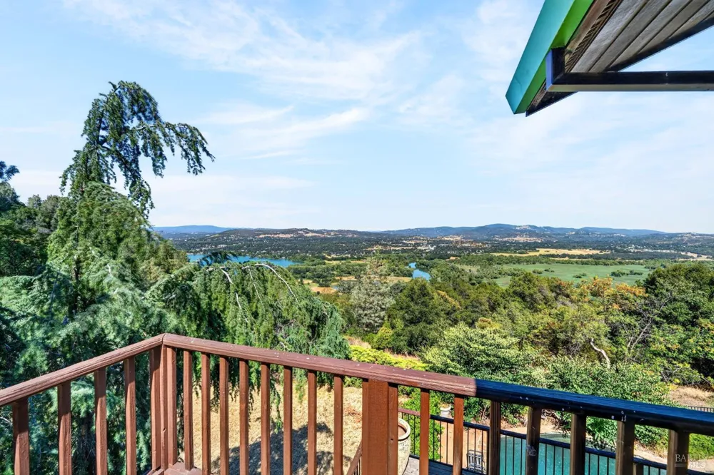 7490 Walnut Lane Lower Lake, CA 95457
