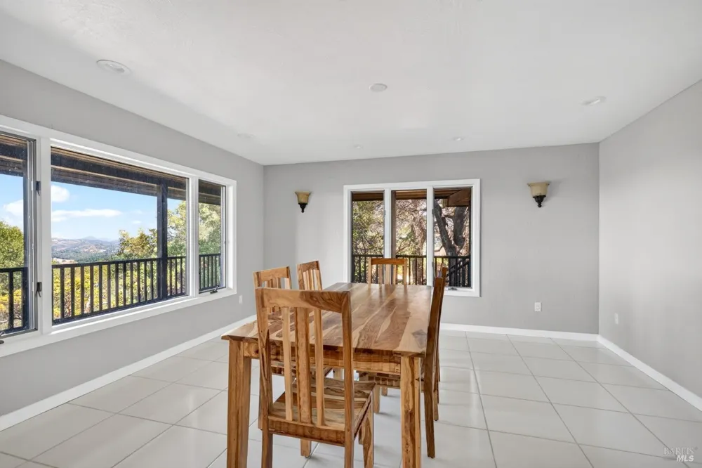 7490 Walnut Lane Lower Lake, CA 95457