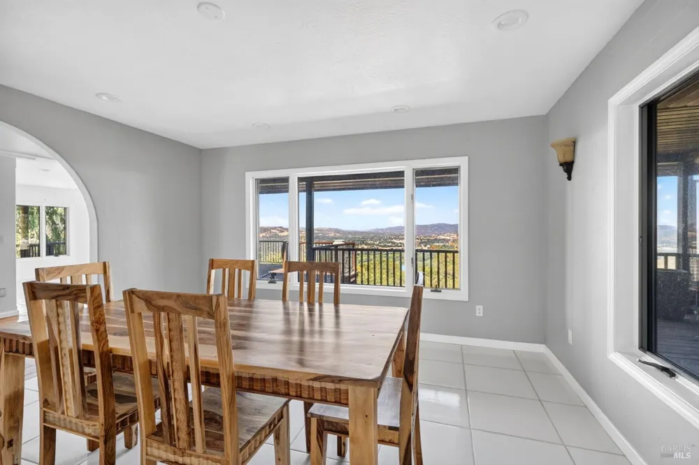 7490 Walnut Lane Lower Lake, CA 95457