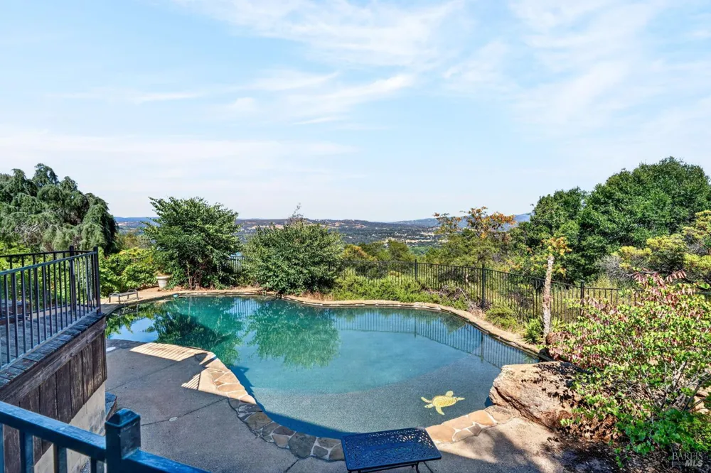 7490 Walnut Lane Lower Lake, CA 95457