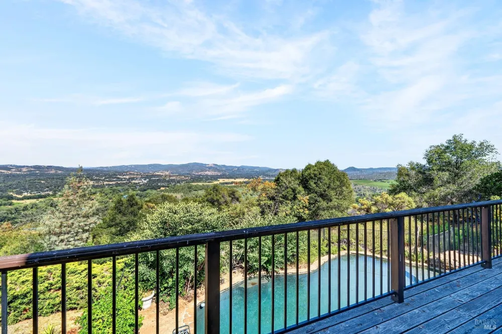 7490 Walnut Lane Lower Lake, CA 95457