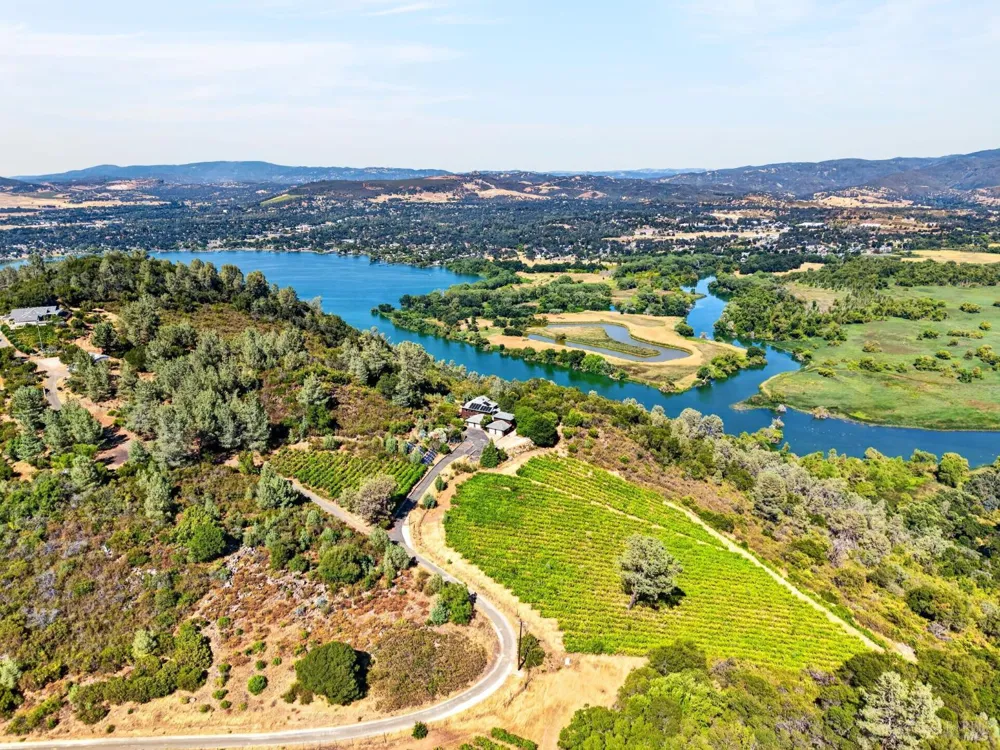 7490 Walnut Lane Lower Lake, CA 95457