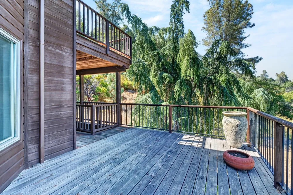 7490 Walnut Lane Lower Lake, CA 95457